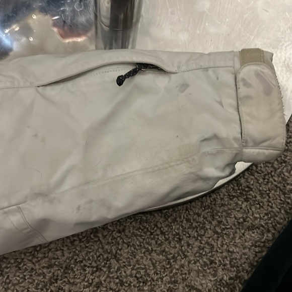 The North Face White Winter Jacket Hyvent 550 Coat STAINS - Picture 4 of 7